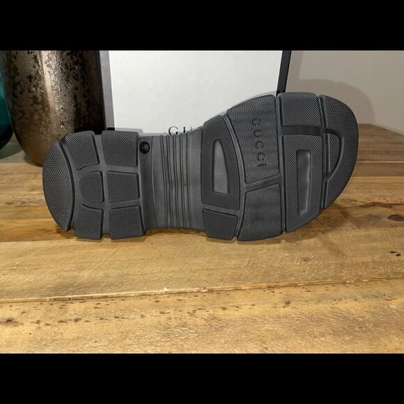 Gucci Aguru Trek Slides - Picture 8 of 12